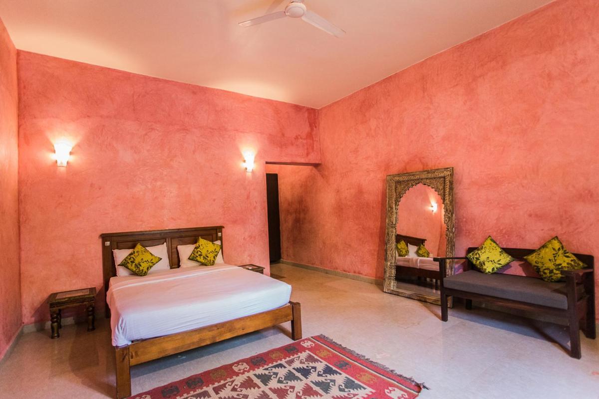 Devarya Wellness Beach Resort Morjim Esterno foto